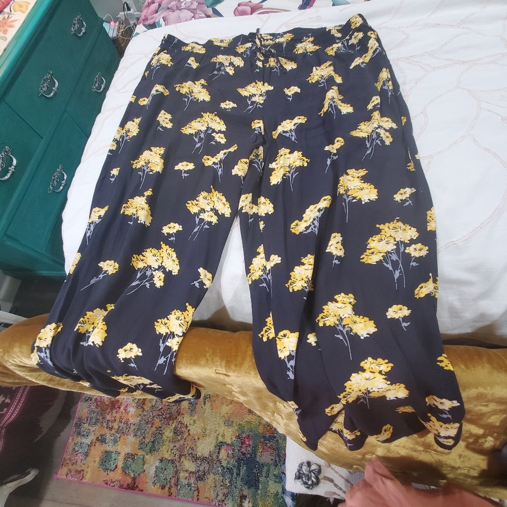 LOFT Plus Floral Draw String Pants